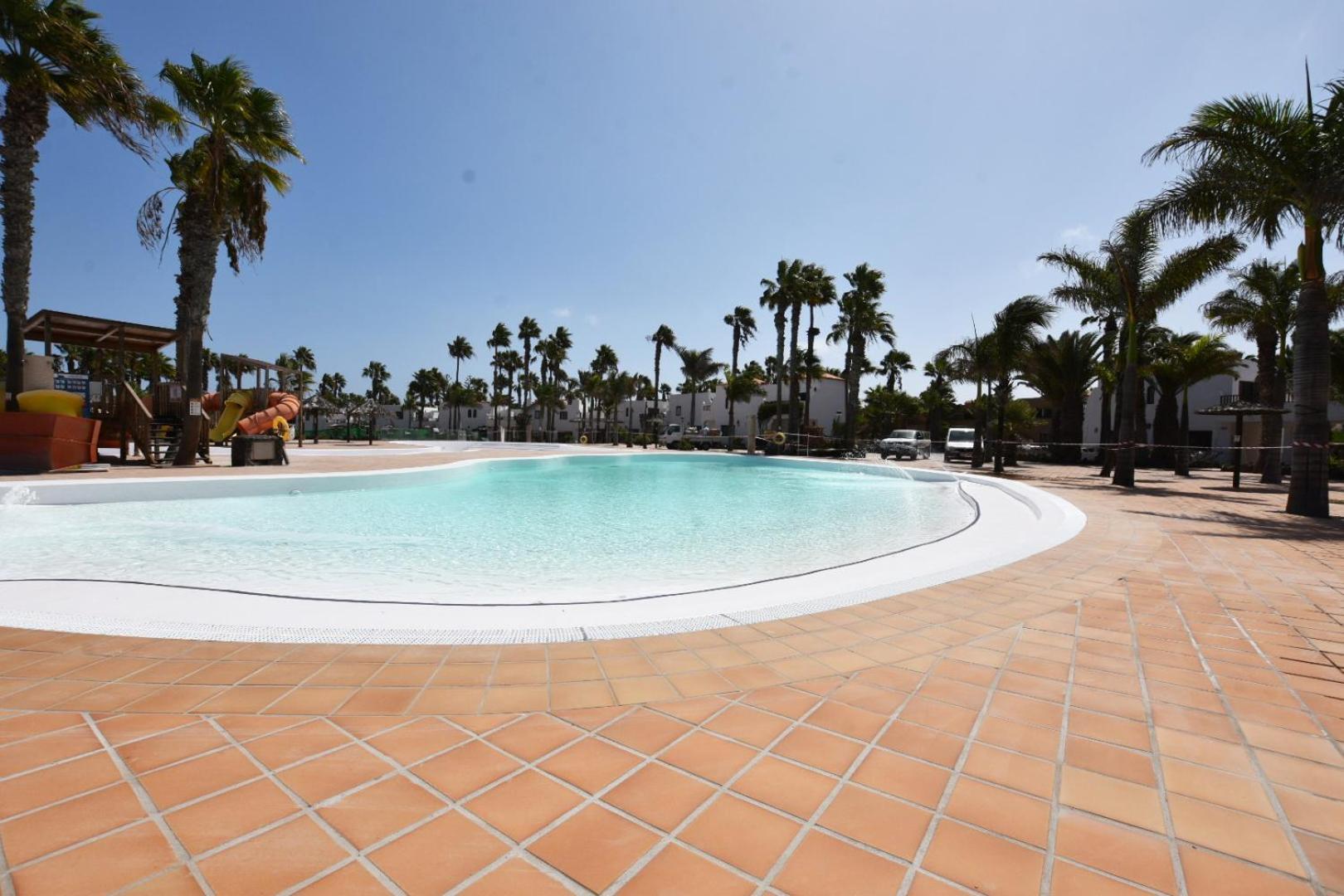 Book Jet - Oasis Dunas Apartment Relax & Maxi Pool Corralejo Extérieur photo